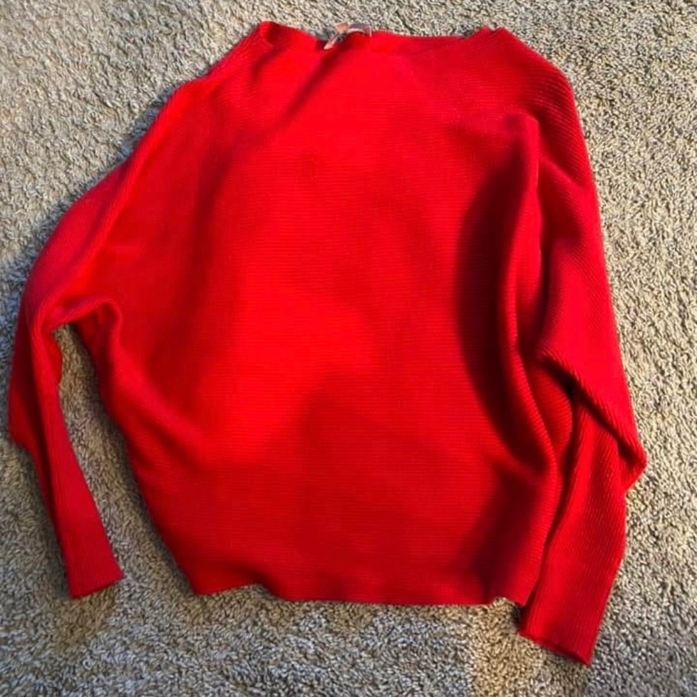 Women’s sweater